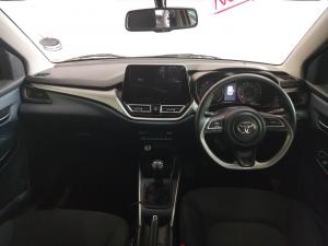 Toyota Starlet 1.5 XR manual - Image 6