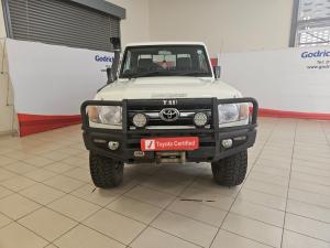 Toyota Land Cruiser 79 4.0 V6 single cab - Image 4