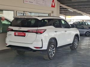 Toyota Fortuner 2.8GD-6 VX - Image 2