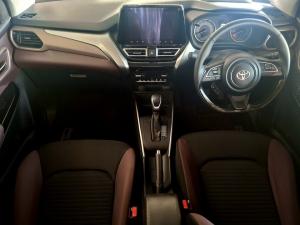 Toyota Starlet Cross 1.5 XR auto - Image 6