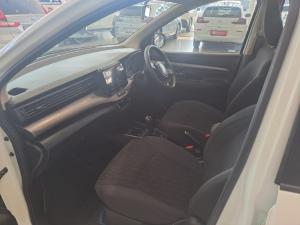 Toyota Rumion 1.5 TX - Image 7