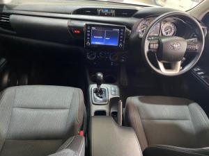 Toyota Hilux 2.4 GD-6 Raider 4X4 automaticD/C - Image 6