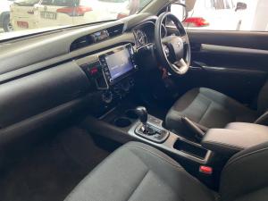 Toyota Hilux 2.4 GD-6 Raider 4X4 automaticD/C - Image 7