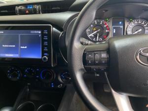Toyota Hilux 2.4 GD-6 Raider 4X4 automaticD/C - Image 9