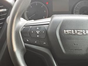 Isuzu D-MAX 1.9 Ddi L 4X4 D/C - Image 9