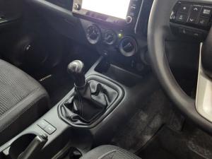 Toyota Hilux 2.4 GD-6 RB RaiderE/CAB - Image 12