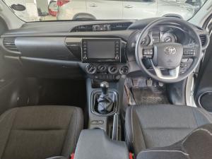 Toyota Hilux 2.4 GD-6 Raider 4X4D/C - Image 6
