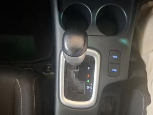 Toyota Hilux 2.8 GD-6 Raider 4X4 automaticD/C - Image 12