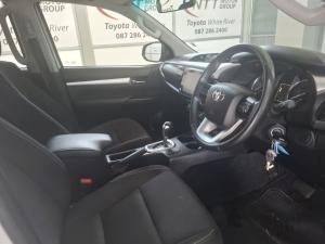 Toyota Hilux 2.8 GD-6 Raider 4X4 automaticD/C - Image 14