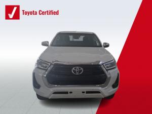 Toyota Hilux 2.8 GD-6 Raider 4X4 automaticD/C - Image 4