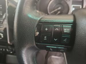 Toyota Hilux 2.8 GD-6 Raider 4X4 automaticD/C - Image 9