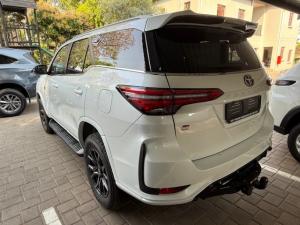Toyota Fortuner 2.8GD-6 4X4 GR-S automatic - Image 2