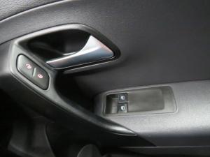 Volkswagen Polo Vivo 1.4 Trendline - Image 16