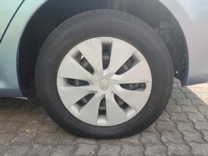 Toyota Corolla Quest 1.6 automatic - Image 10
