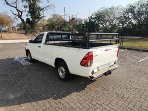 Toyota Hilux 2.0 VvtiP/U Single Cab - Image 12