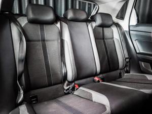Volkswagen Polo hatch 1.0TSI Highline auto - Image 12