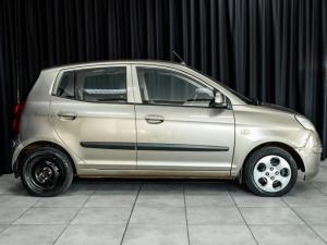 Kia Picanto 1.1 Striker auto - Image 3