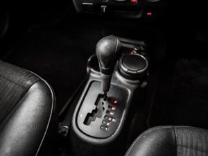 Kia Picanto 1.1 Striker auto - Image 9