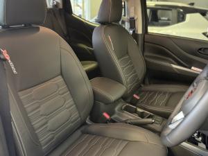 Nissan Navara 2.5DDTi double cab Pro-4X 4x4 - Image 15