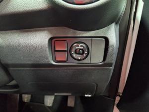 Kia Pegas 1.4 LX manual - Image 13
