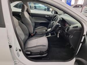 Kia Pegas 1.4 LX manual - Image 8