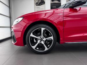 Audi A1 Sportback 30TFSI Black Edition - Image 3