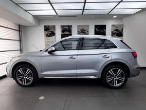 Audi Q5 40TDI quattro Advanced - Image 3