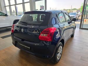 Suzuki Swift 1.2 GL auto - Image 2