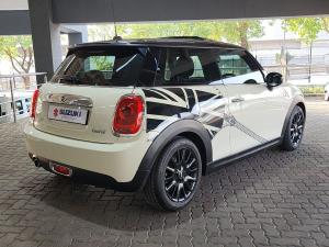 MINI Hatch Cooper Hatch 3-door auto - Image 9