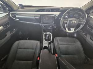 Toyota Hilux 2.8GD-6 double cab 4x4 Raider - Image 6