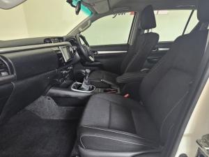 Toyota Hilux 2.8GD-6 double cab 4x4 Raider - Image 7