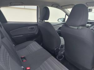 Toyota Yaris 1.3 - Image 15