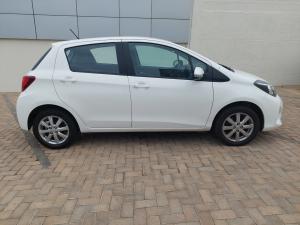 Toyota Yaris 1.3 - Image 3