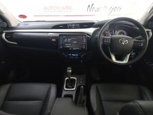 Toyota Hilux 2.8GD-6 double cab Raider auto - Image 6