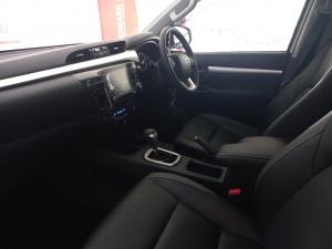 Toyota Hilux 2.8GD-6 double cab Raider auto - Image 7