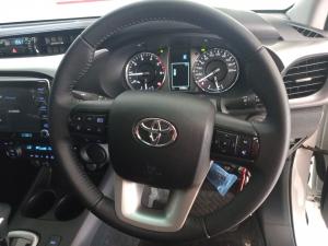 Toyota Hilux 2.8GD-6 double cab Raider auto - Image 8