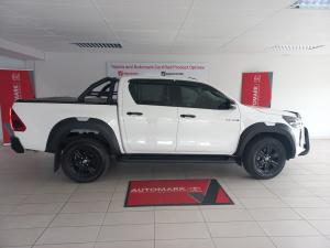 Toyota Hilux 2.8GD-6 double cab Raider auto - Image 3