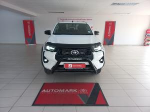 Toyota Hilux 2.8GD-6 double cab Raider auto - Image 4