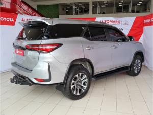Toyota Fortuner 2.4GD-6 auto - Image 2