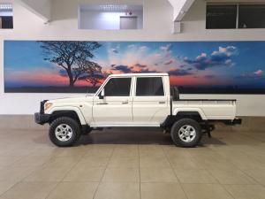 Toyota Land Cruiser 79 4.5D-4D V8 double cab LX - Image 10