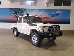 Toyota Land Cruiser 79 4.5D-4D V8 double cab LX - Image 1