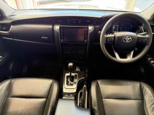 Toyota Fortuner 2.4GD-6 4x4 - Image 6