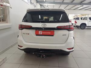 Toyota Fortuner 2.4GD-6 4x4 - Image 5