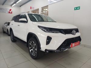 Toyota Fortuner 2.4GD-6 4x4 - Image 1