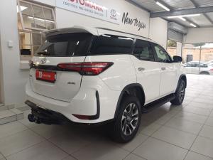 Toyota Fortuner 2.4GD-6 4x4 - Image 2