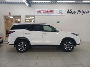 Toyota Fortuner 2.4GD-6 4x4 - Image 3
