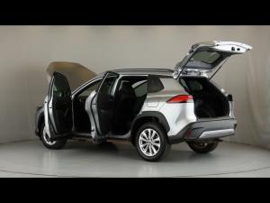 Toyota Corolla Cross 1.8 Hybrid XS - Image 10