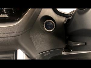 Toyota Corolla Cross 1.8 Hybrid XS - Image 27