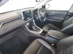 Toyota RAV4 2.0 VX - Image 7