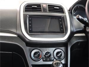 Toyota Urban Cruiser 1.5 Xi - Image 10